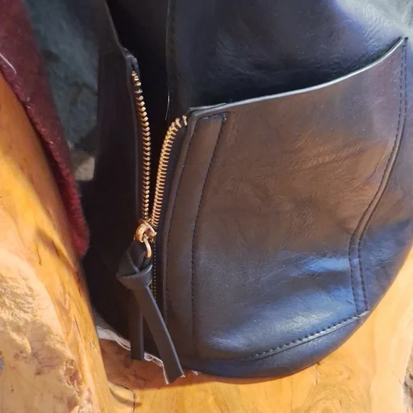 Large Black Vegan Anthropologie Bucket Convertible Tote Bag and Classic Purse - Picture 7 of 7